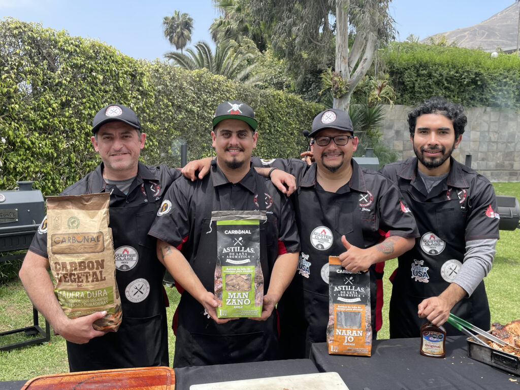 foto grupal de Valentín Dupuy, Stefano Zapatier, Jorge Geldres y Gabriel Cordero 